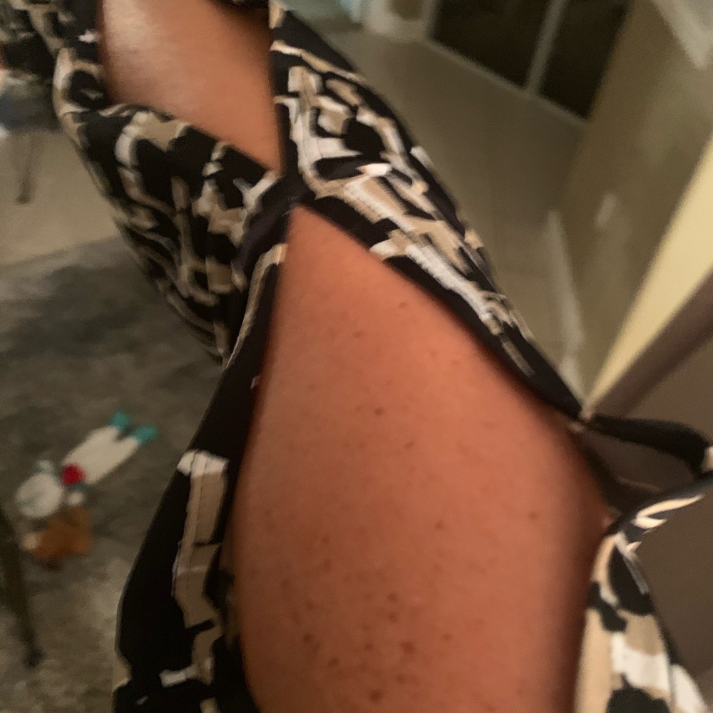 Dress - Picture 2 of 4